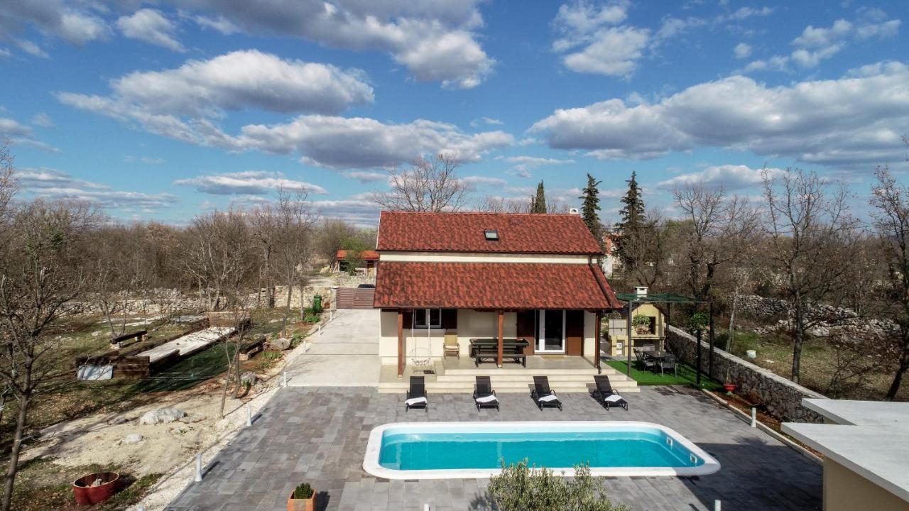 Zen Promona Villa Puljane ภายนอก รูปภาพ