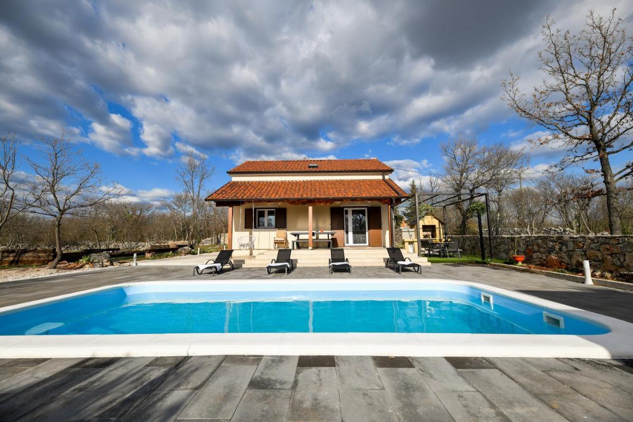 Zen Promona Villa Puljane ภายนอก รูปภาพ