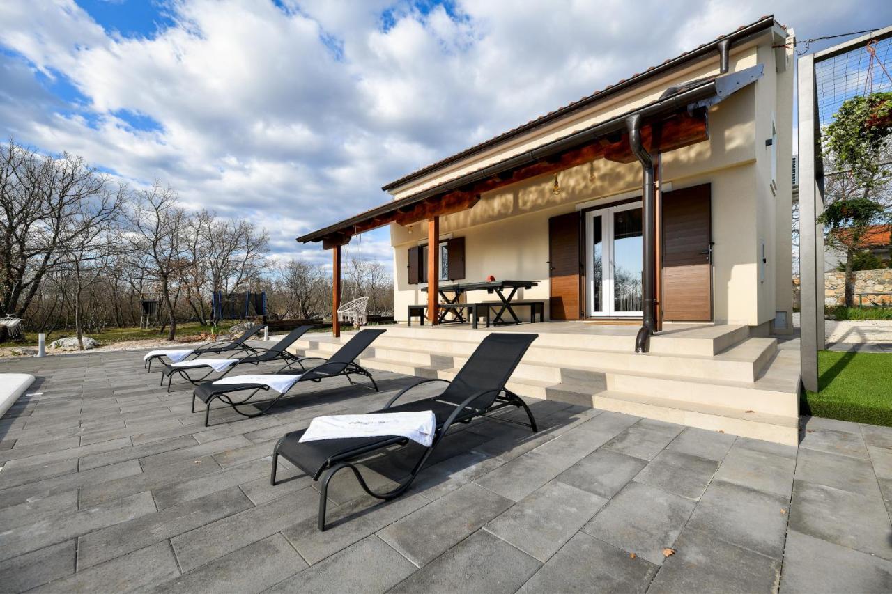 Zen Promona Villa Puljane ภายนอก รูปภาพ