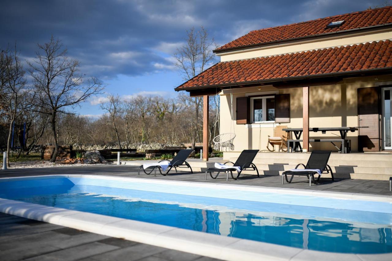Zen Promona Villa Puljane ภายนอก รูปภาพ