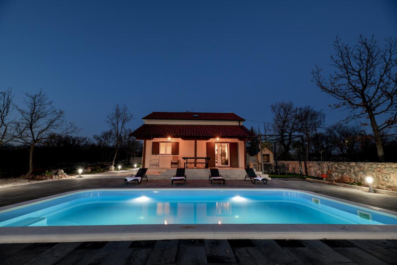 Zen Promona Villa Puljane ภายนอก รูปภาพ