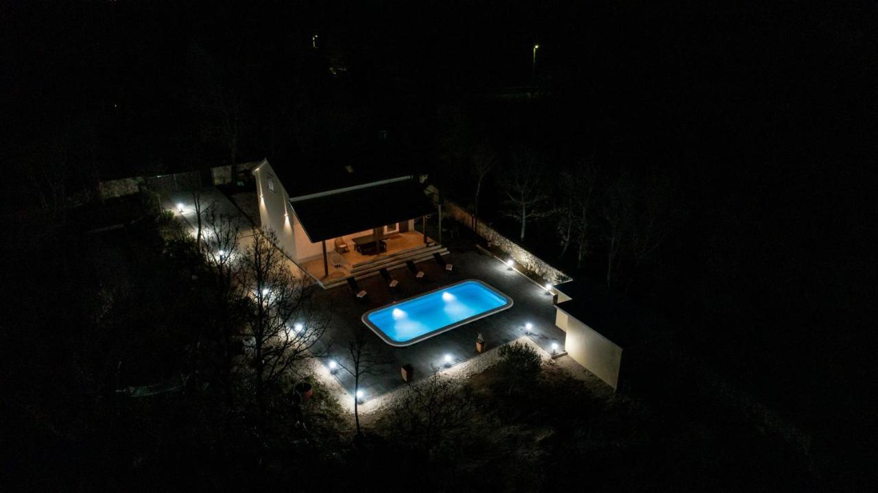 Zen Promona Villa Puljane ภายนอก รูปภาพ
