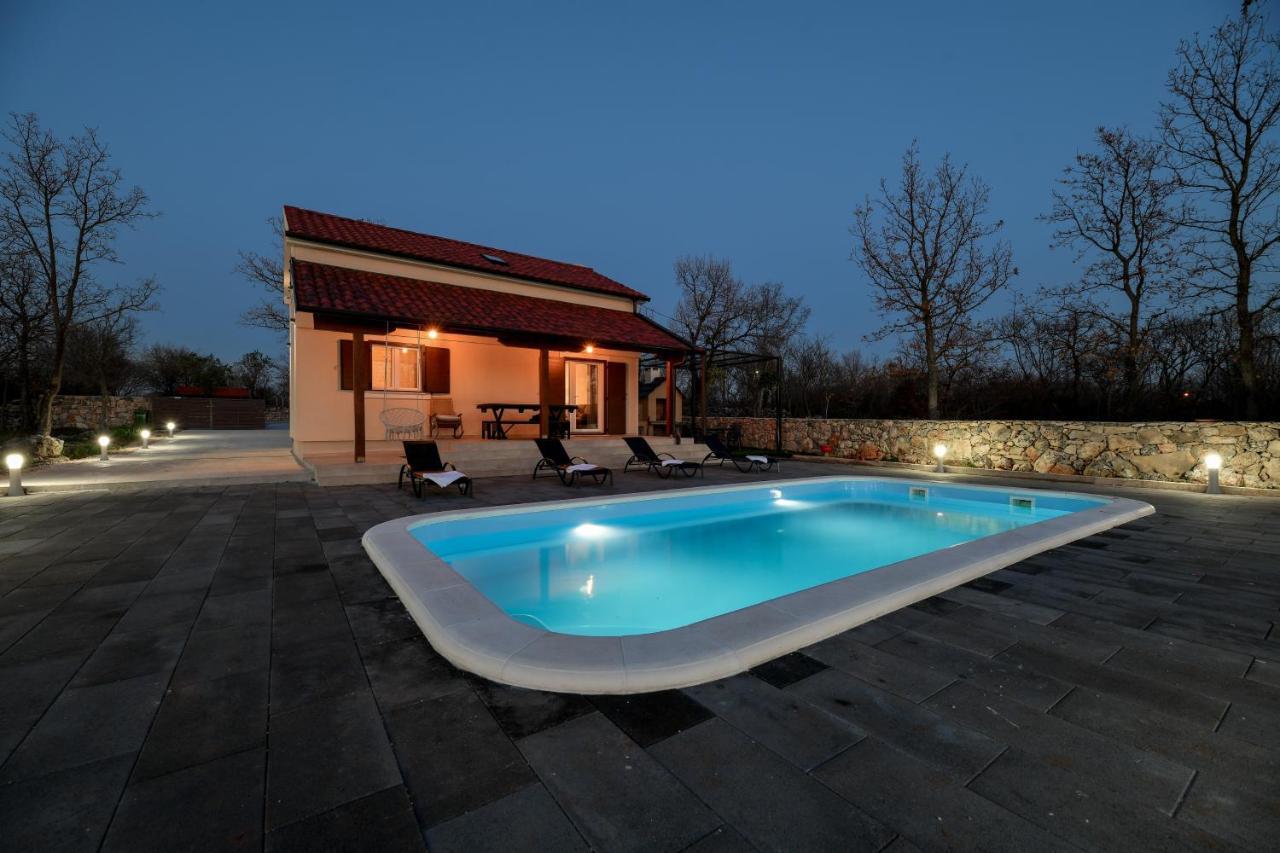 Zen Promona Villa Puljane ภายนอก รูปภาพ